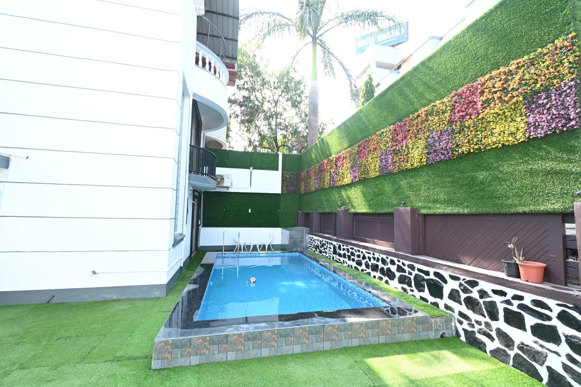 Emerald Villa لونافالا المظهر الخارجي الصورة